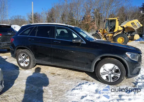 2017 Mercedes-Benz Glc 300 4Matic z USA, uszkodzony, nr VIN WDC0G4KB4HF148558